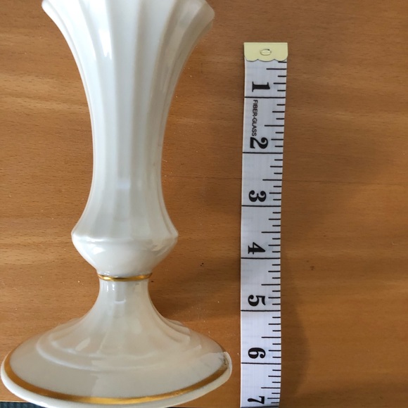 Lenox fluted classic vintage candlesticks 5” - Picture 2 of 4